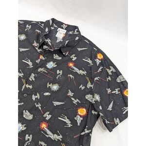 Disney Parks Star Wars Death Star Millennium Falcon‎ Space Battle Shirt XL EUC
